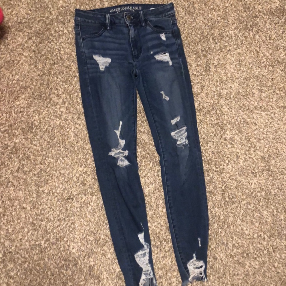 american eagle ripped jeans